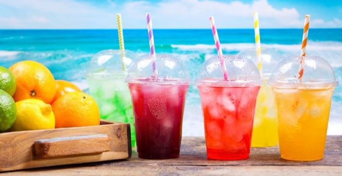 Places to Eat in Freeport Bahamas | Tropical Drinks at a Caribbean Freeport Bahamas | 3 Night Cruises Tropical Drinks at a Caribbean Freeport Bahamas