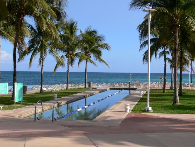 Lighthouse Pointe Bahamas Pool